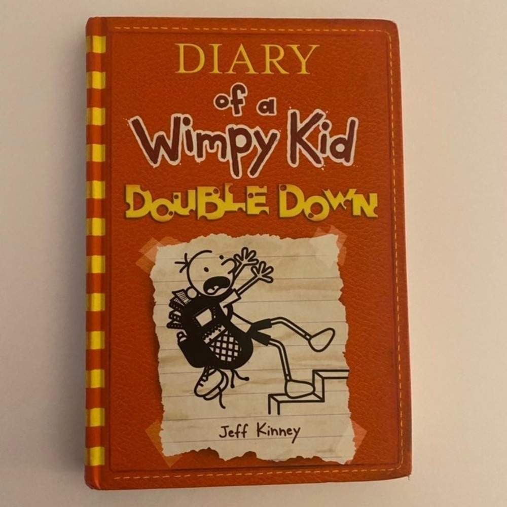 🌻 5/$15 🌻 Diary of‎ a Wimpy Kid Used Book